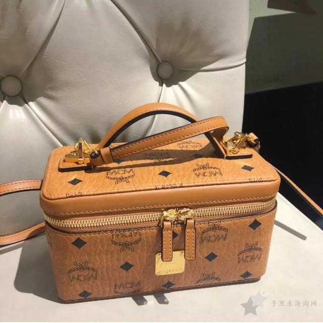 mcm官网旗舰店女包价格表,MCM韩国免税店便宜吗?10
